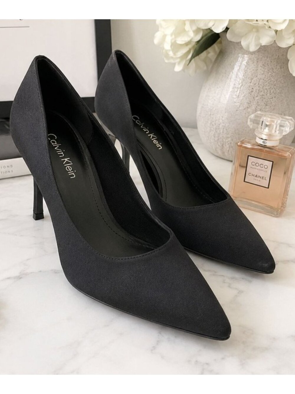 Calvin Klein Bellino Black Pointed Toe Stiletto Pumps Size 8M
